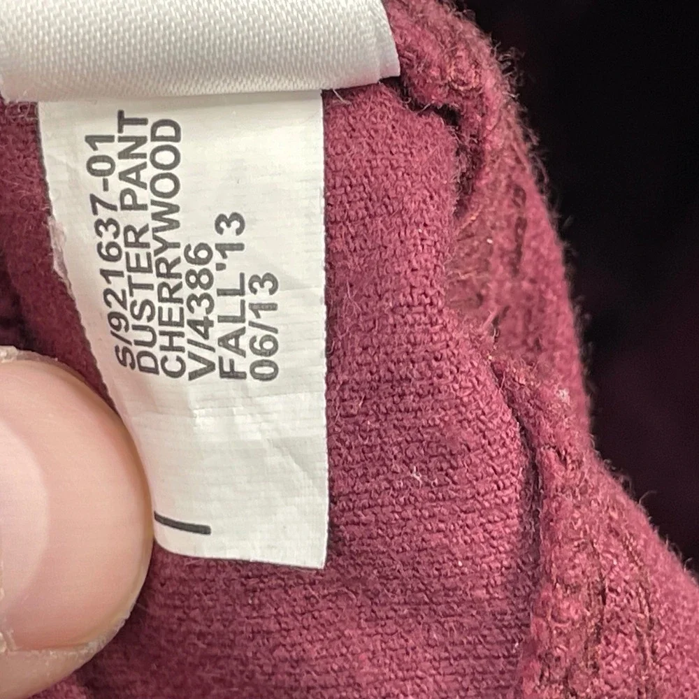 Athleta Cherrywood Burgundy Corduroy Multi-Pocket Straight Leg Pants Women 4